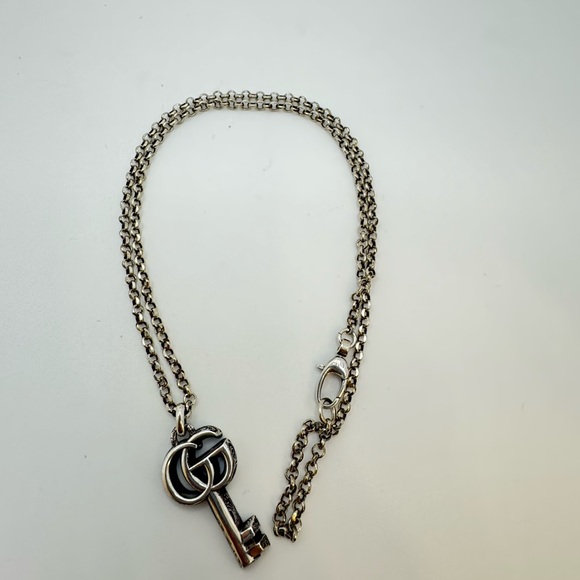 GUCCI Double G Key Necklace - Picture 11 of 15